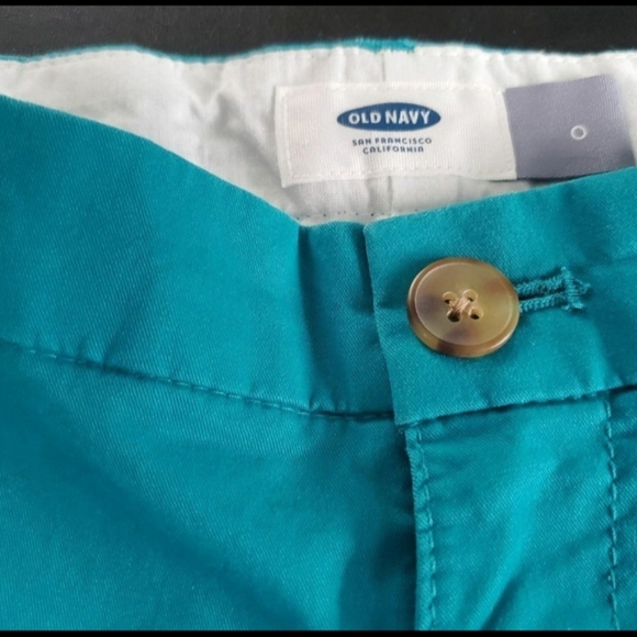 Old Navy teal shorts - Picture 4 of 4